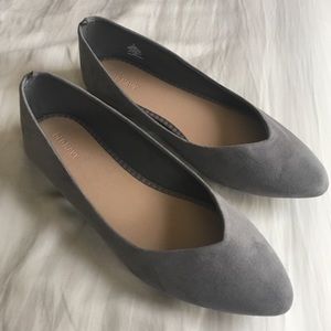 Old Navy Pointy Ballet Flat